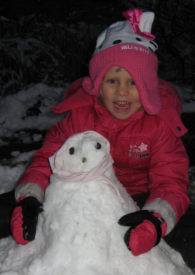 Frieda mit ihrer Schneefrau