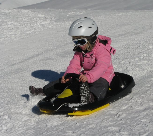 Frieda mit dem Bob in Melchsee-Frutt